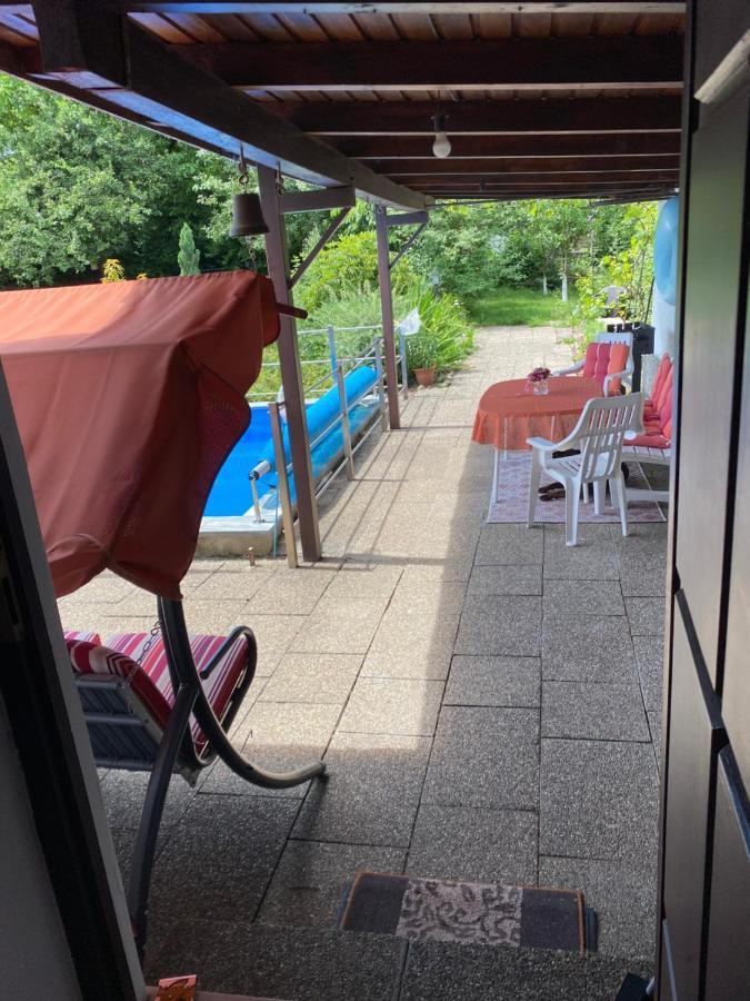Ferienwohnung Mit Garten Pirmasens Exteriör bild