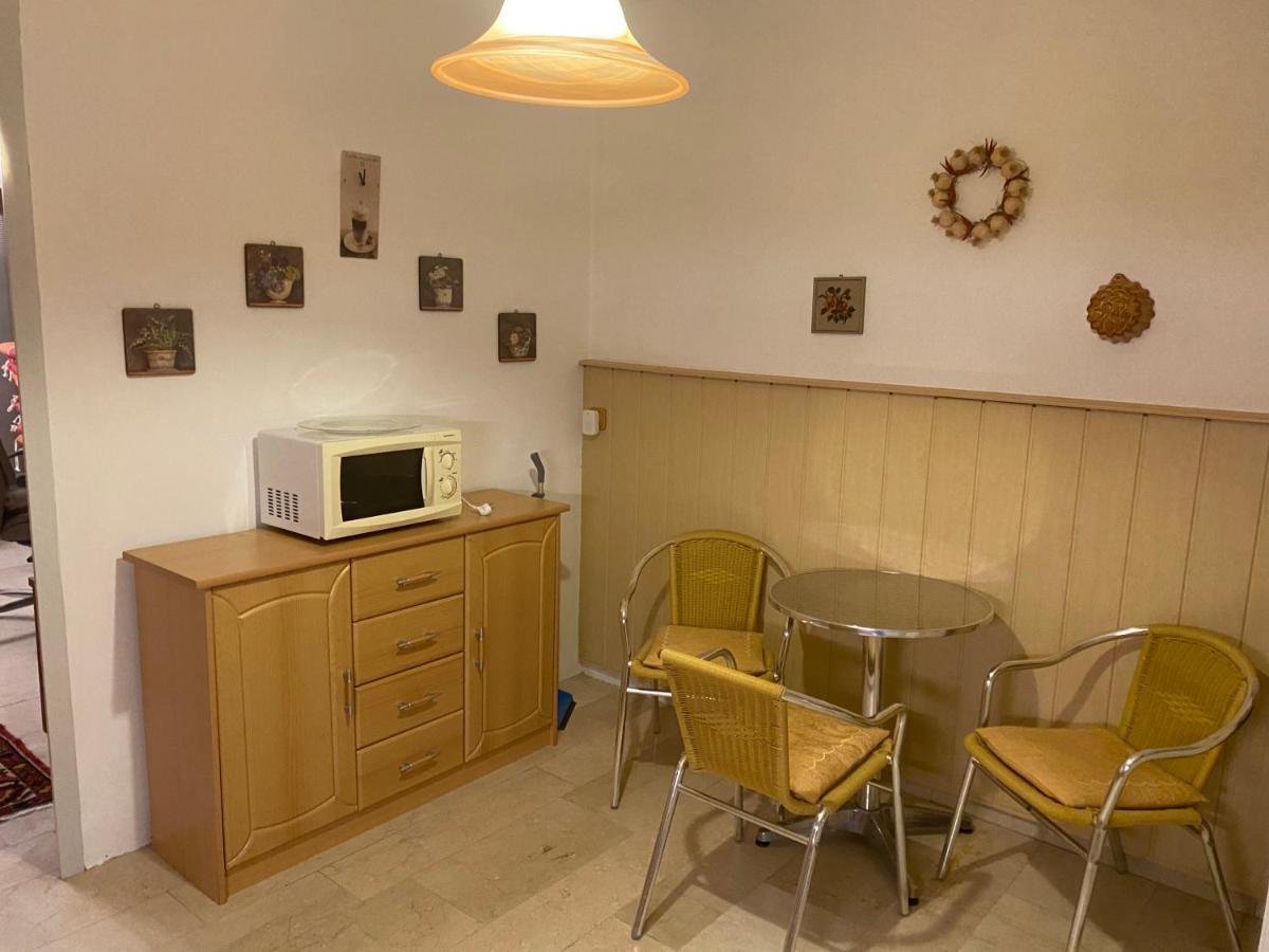 Ferienwohnung Mit Garten Pirmasens Exteriör bild